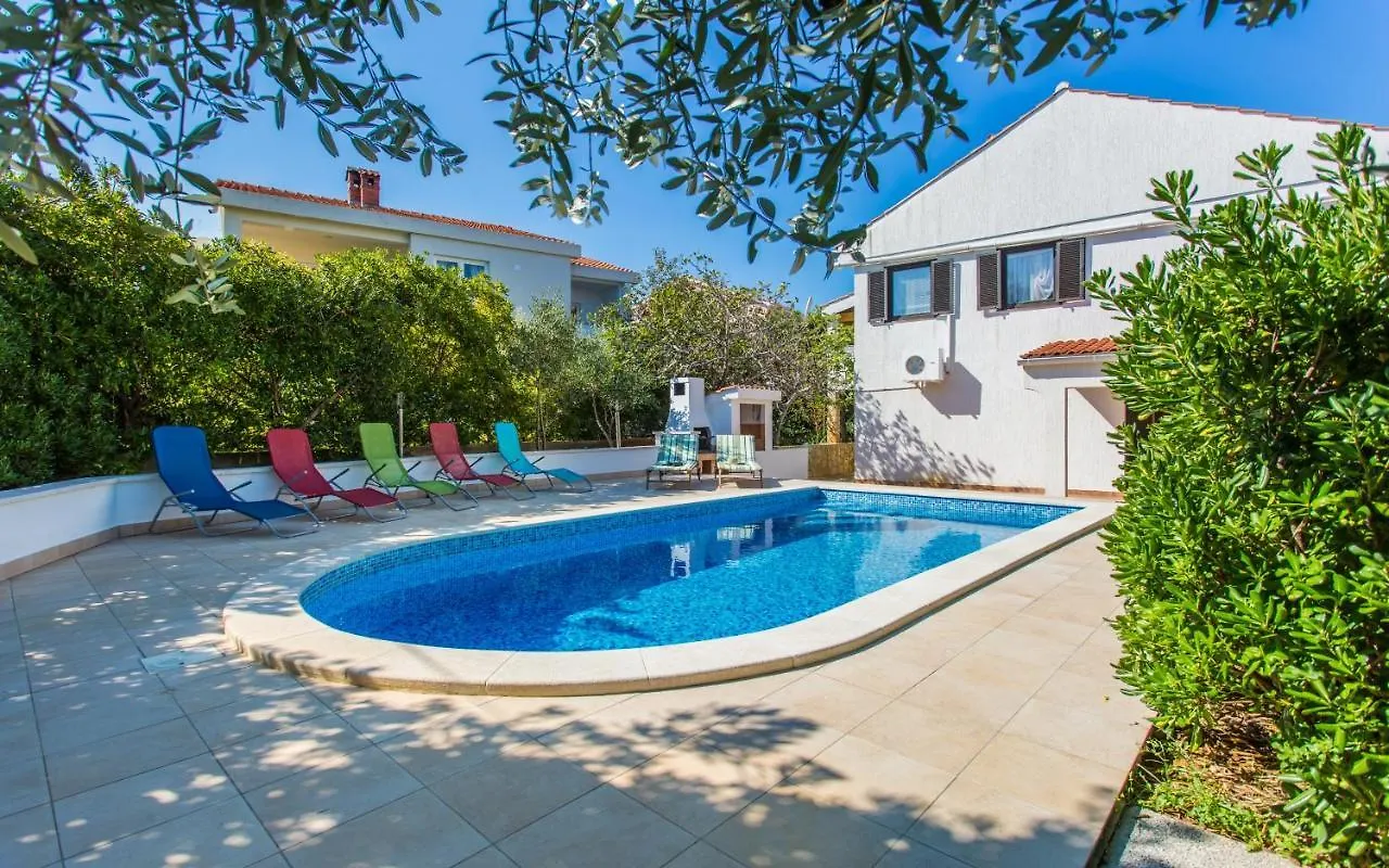 Family Friendly Apartments With A Swimming Pool Silo, Krk - 18677 Croatia