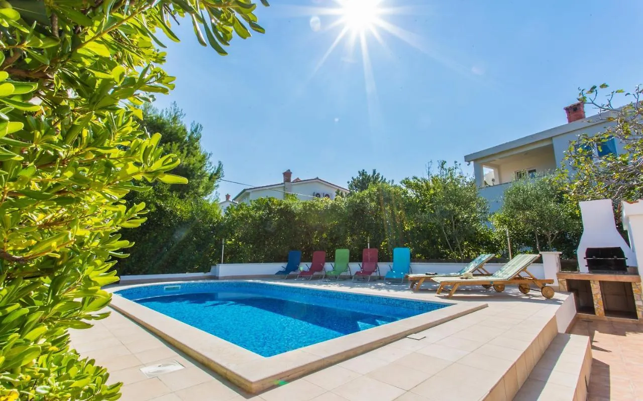 Family Friendly Apartments With A Swimming Pool Silo, Krk - 18677 Chorvatsko