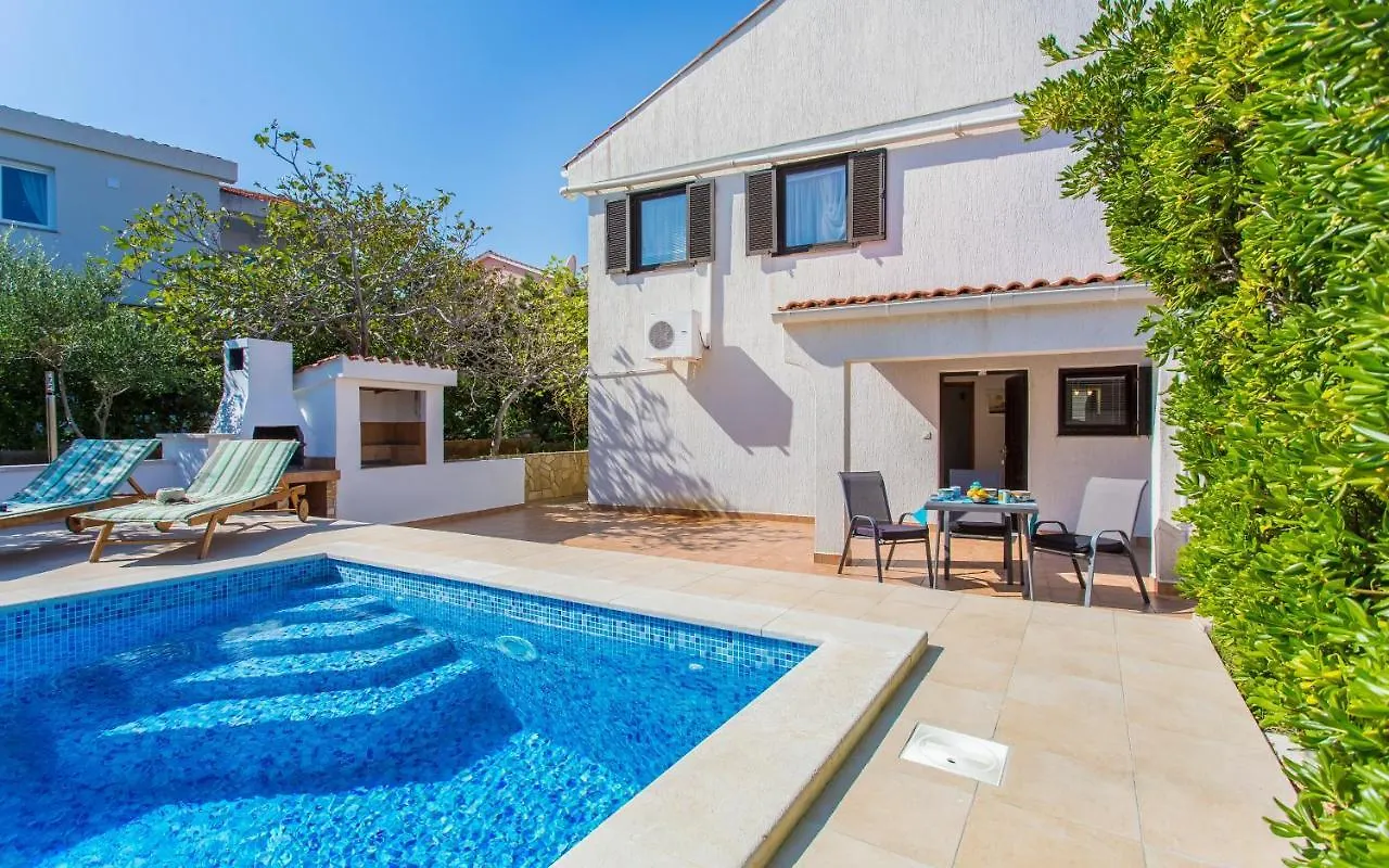 Family Friendly Apartments With A Swimming Pool Silo, Krk - 18677